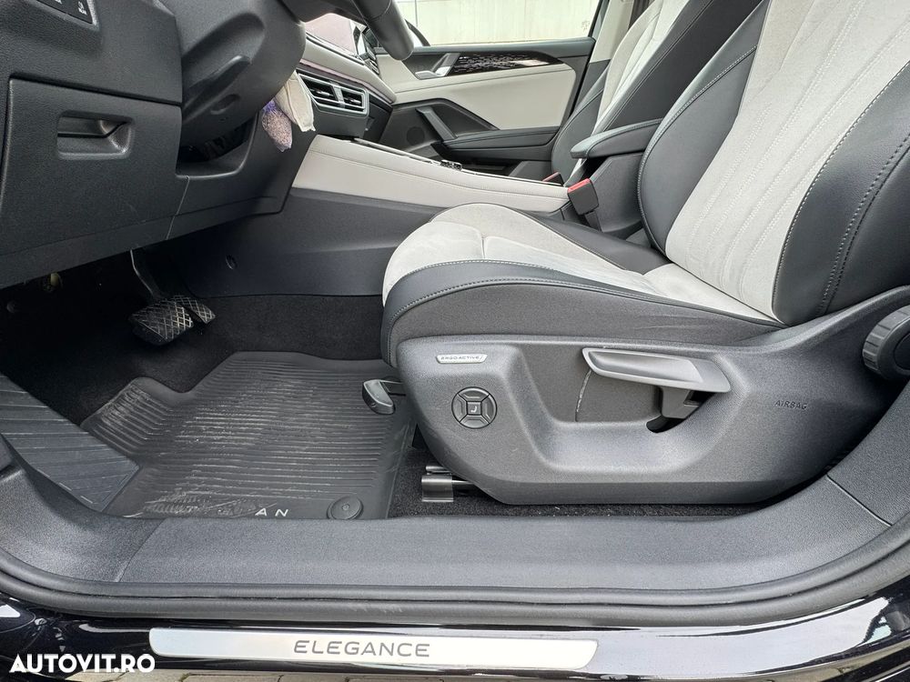 Volkswagen Tiguan 2.0 TDI DSG Elegance - 22