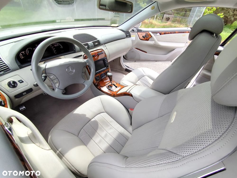 Mercedes-Benz CL 55 AMG - 12