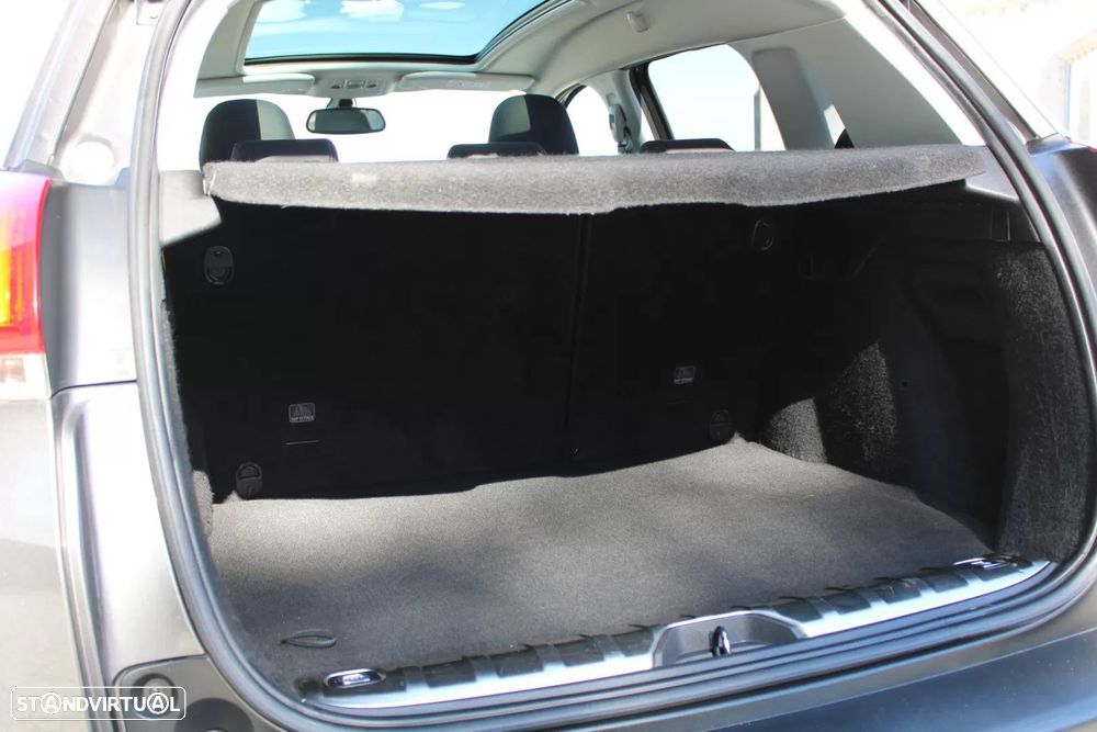 Peugeot 2008 1.6 BlueHDi Allure - 32