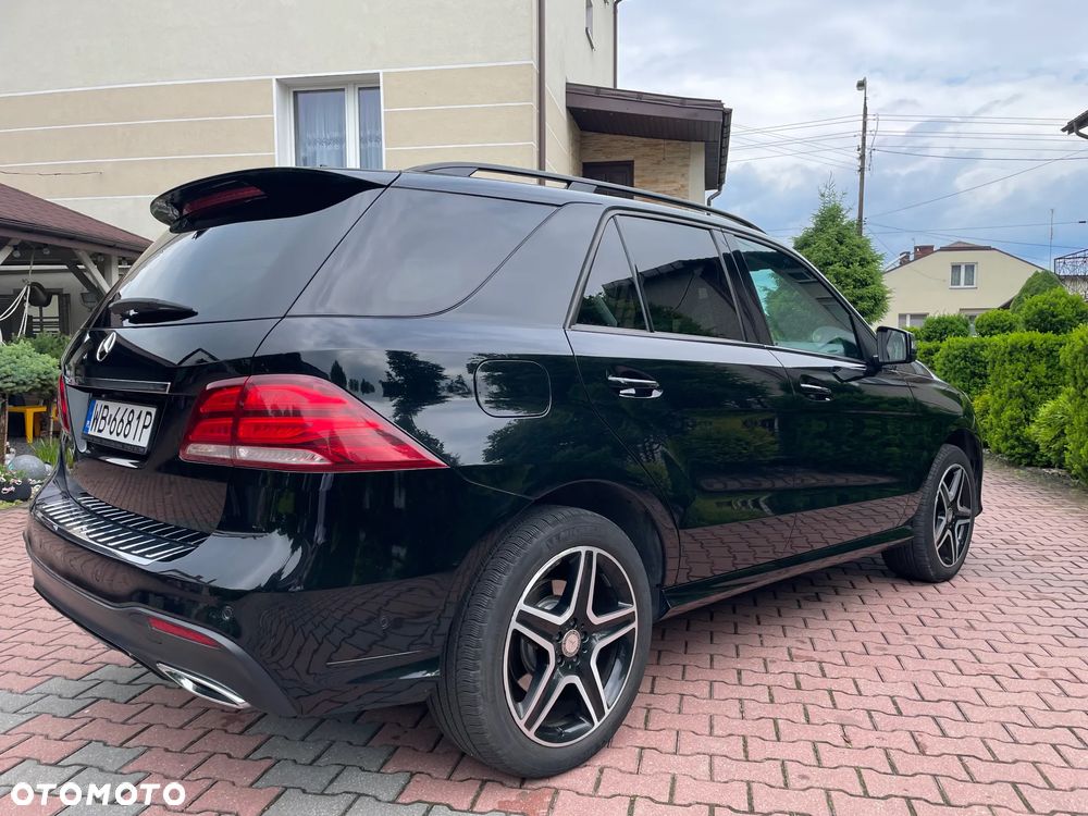 Mercedes-Benz GLE 250 d 4-Matic - 9