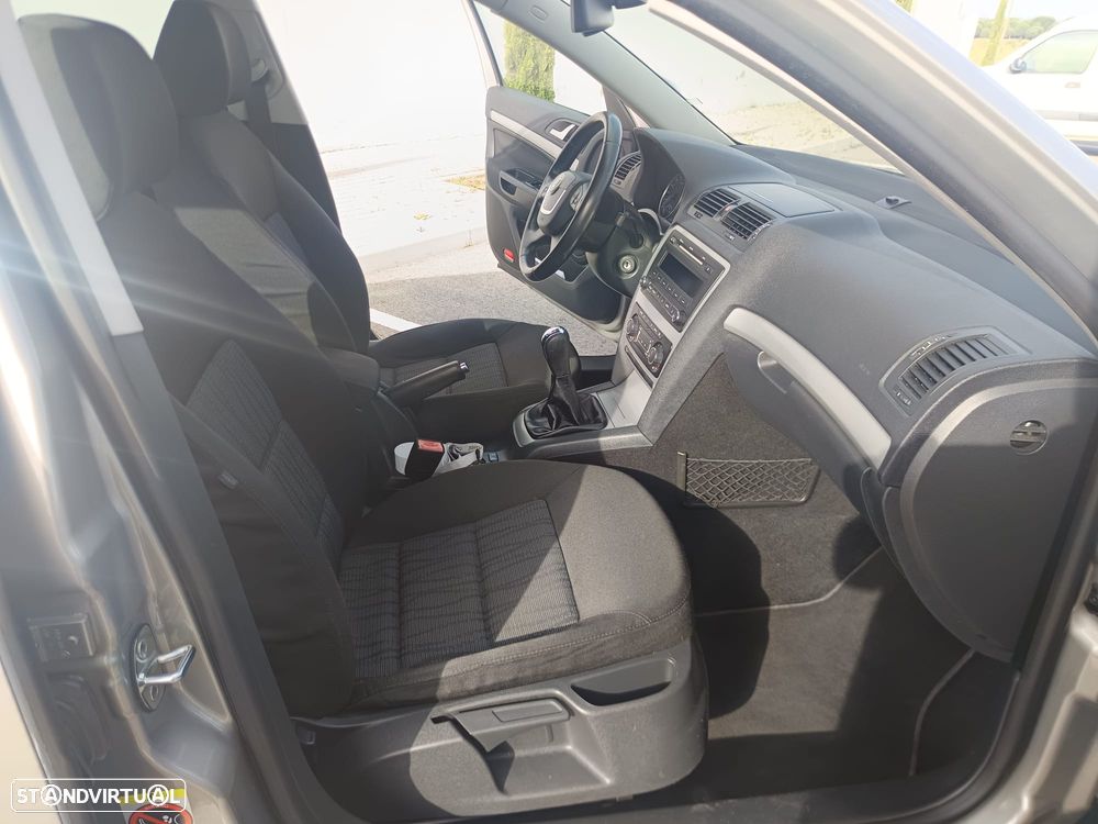 Skoda Octavia Break 1.6 TDi Ambition - 36