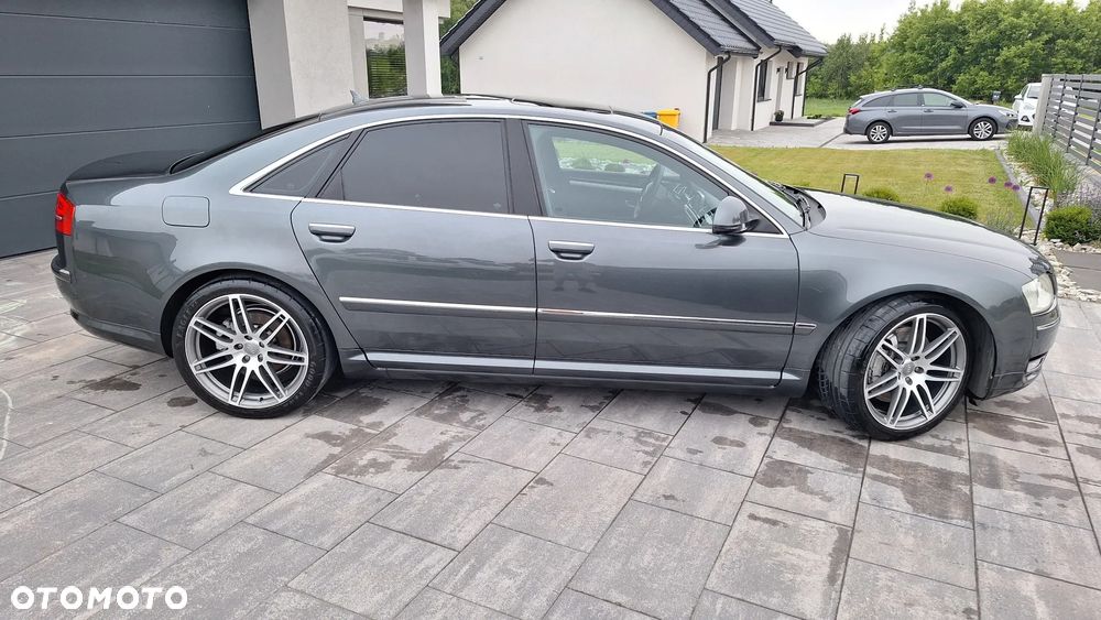 Audi A8 4.2 FSI Quattro - 4