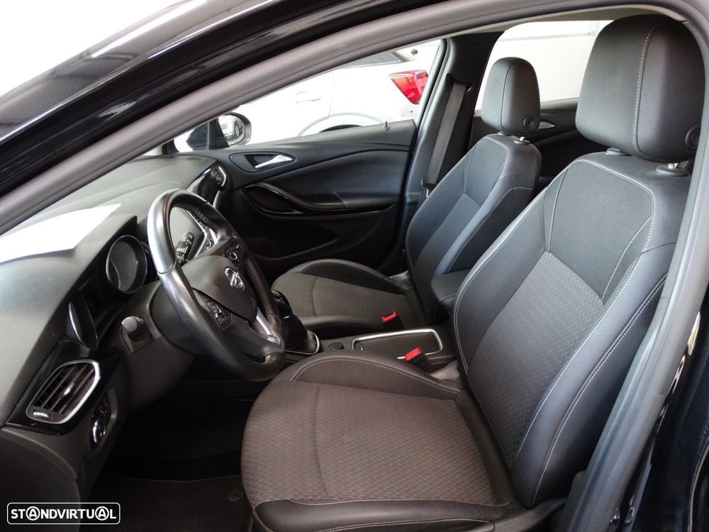 Opel Astra Sports Tourer 1.6 CDTI Innovation S/S - 17
