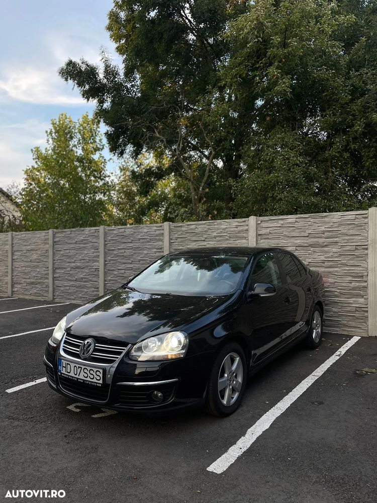 Volkswagen Jetta 1.4 TSI Comfortline DSG - 1