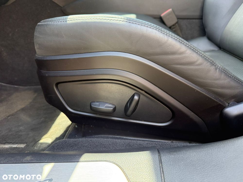 Porsche Panamera 4 E-Hybrid PHEV Executive - 28