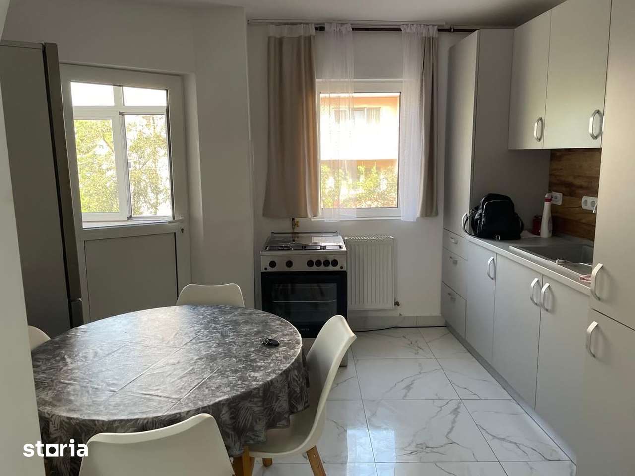 Apartament 2 camere 50 mp, etaj 2, finisat, mobilat, Liceul de Arte — fotografia 1