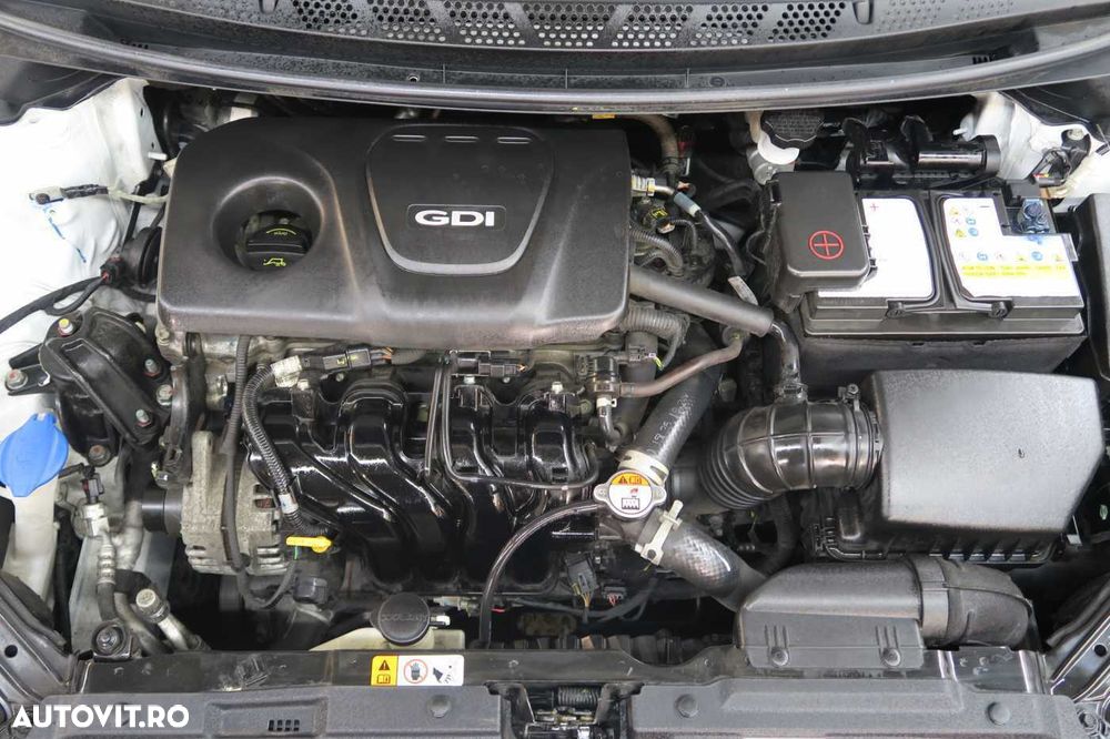 Kia Ceed 1.6 GDI Dream-Team Edition - 6