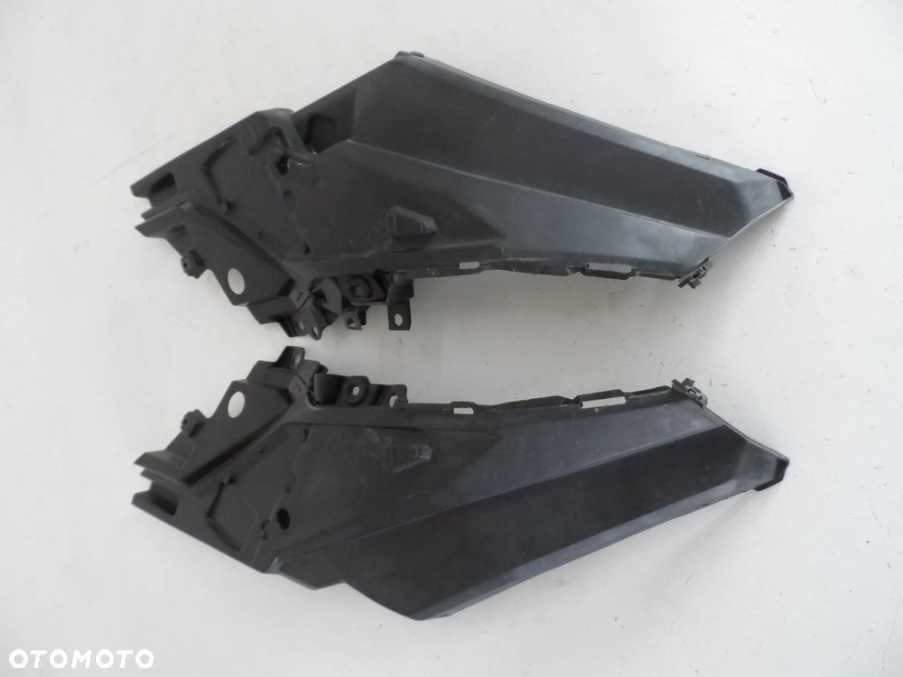HONDA XADV 750 osłona plastikowa zaślepka P,L - 2