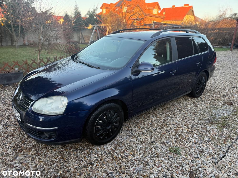 Volkswagen Golf 1.9 TDI DPF Trendline BlueMotion - 24