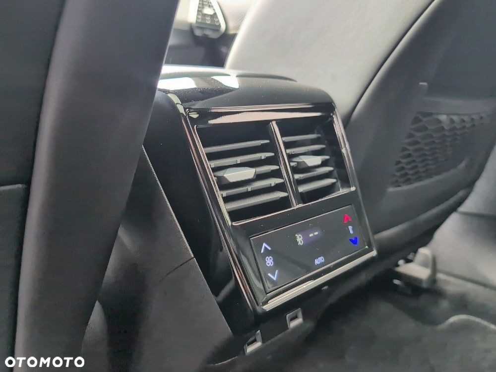 DS Automobiles DS 7 Crossback - 15