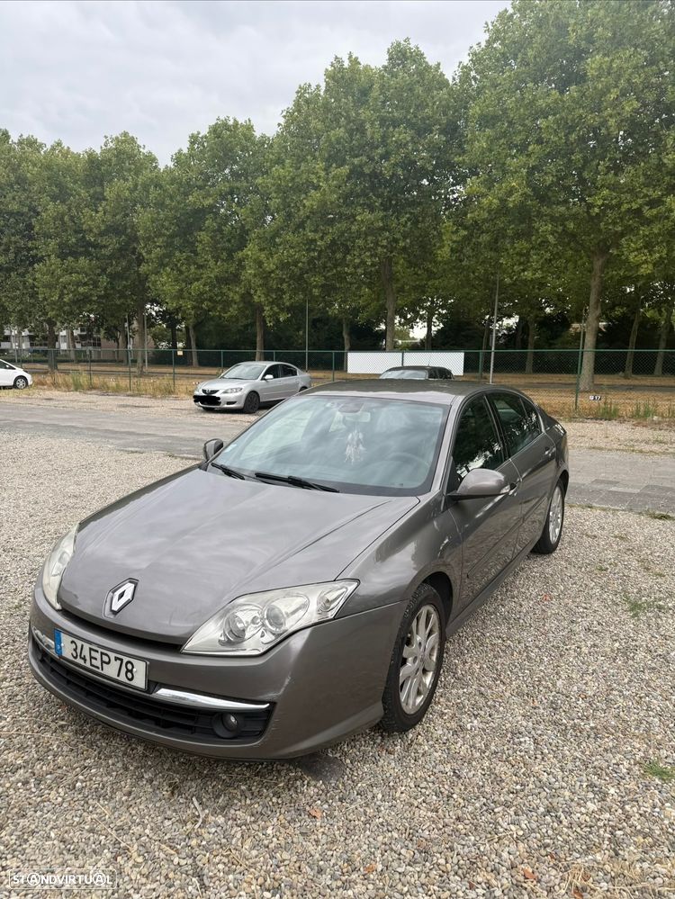 Renault Laguna 2.0 dCi Confort - 4