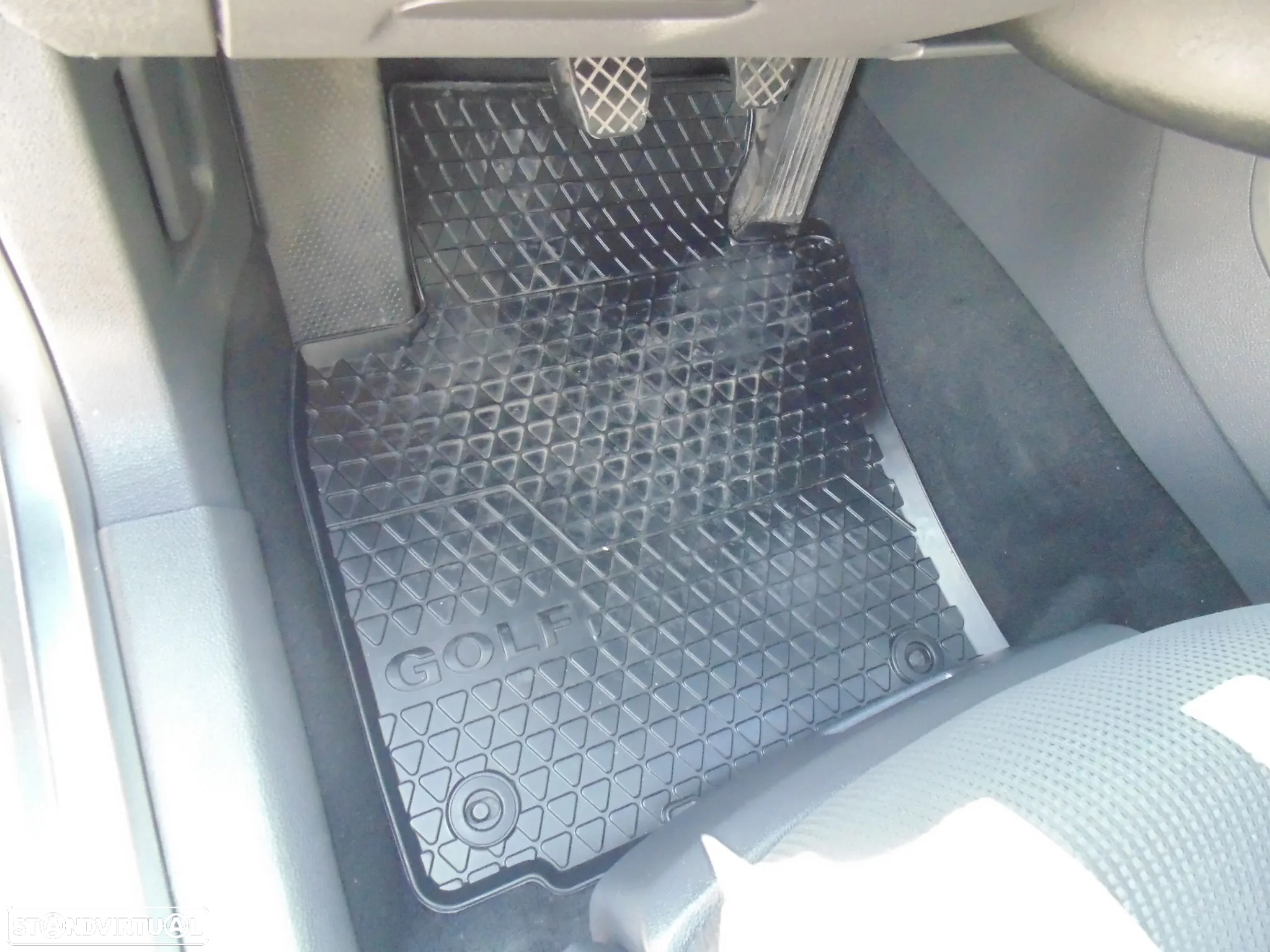 VW Golf Variant 1.9 TDi BlueM Confortline - 24