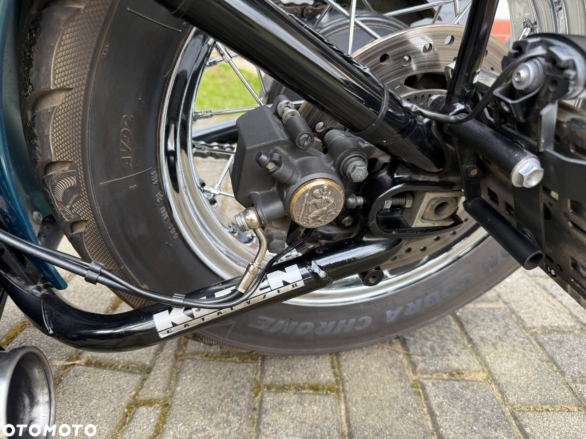 Triumph Bonneville Bobber - 19