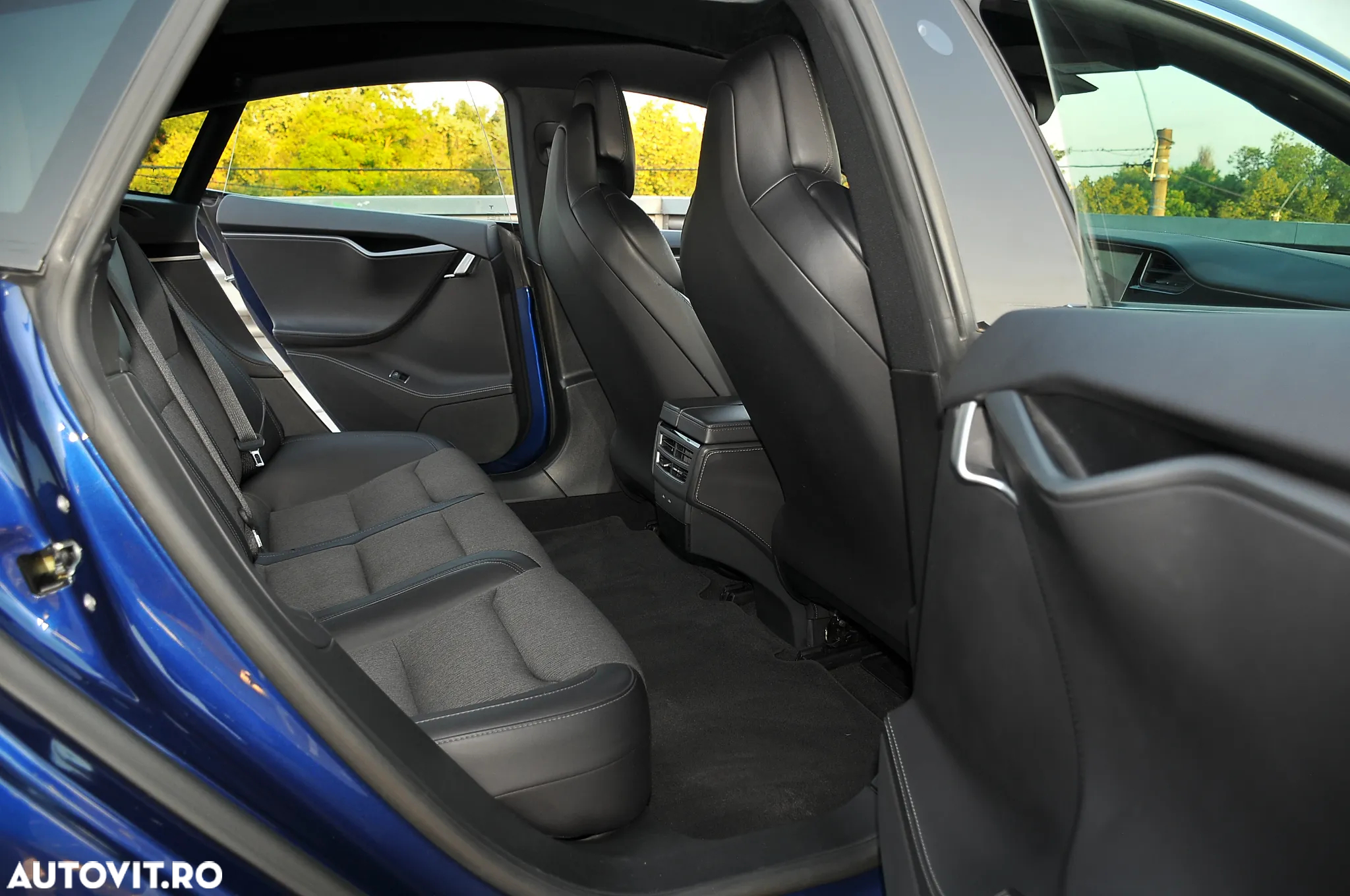 Tesla Model S Standard - 4