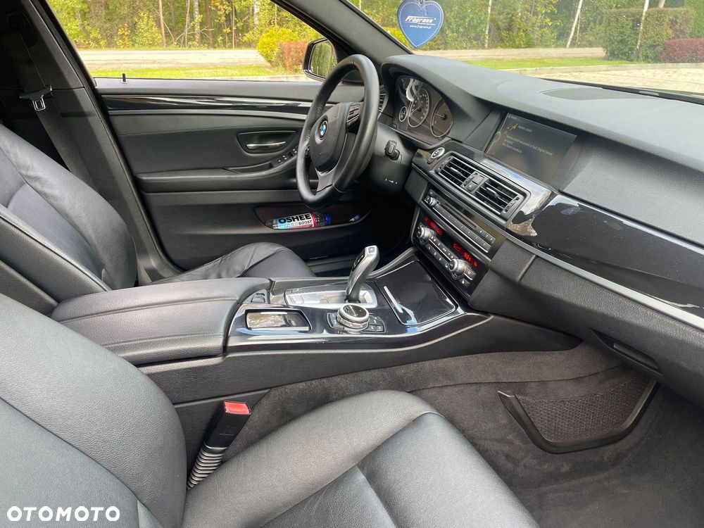 BMW Seria 5 - 30