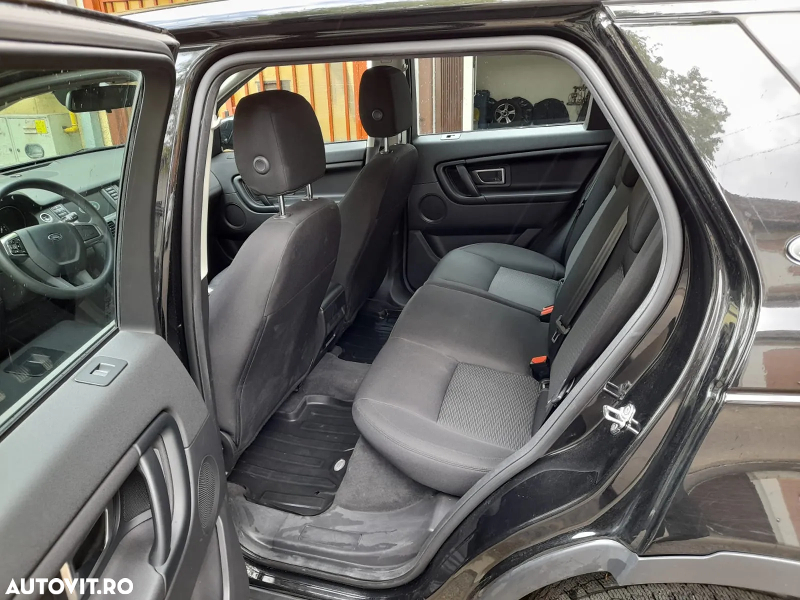 Land Rover Discovery Sport - 9