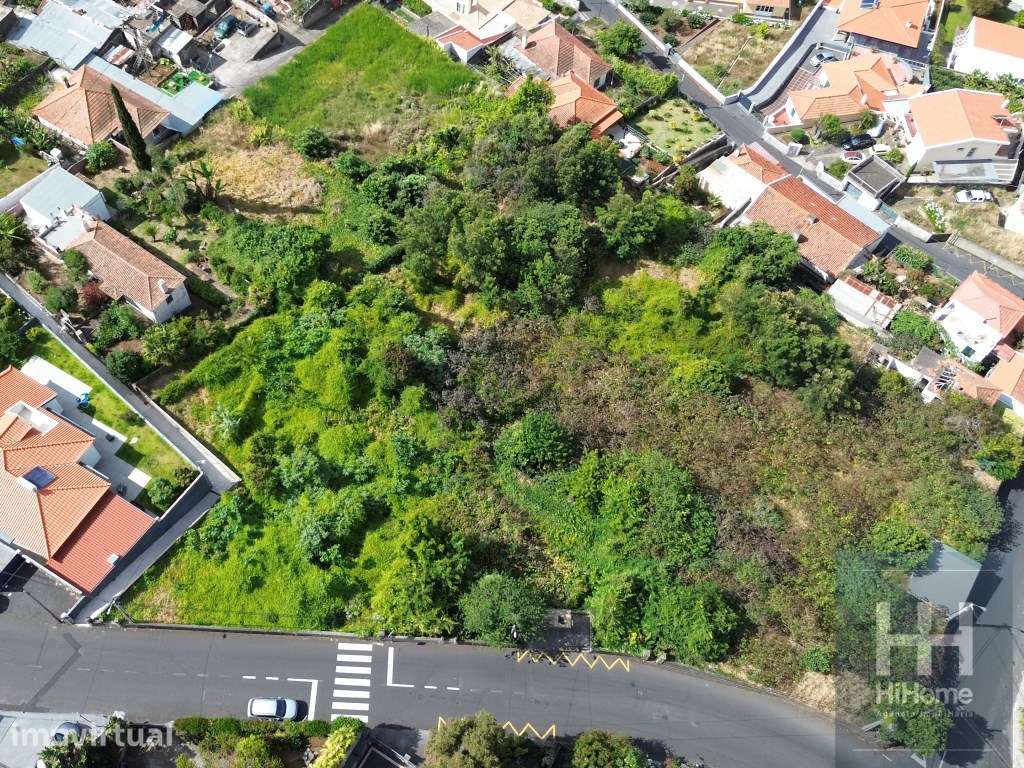 Terreno com 6.090 m² no Funchal, com excelente vista mar e cidade - Grande imagem: 3/28