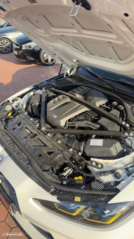 BMW M4 Competition xDrive - 32