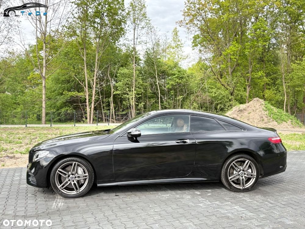 Mercedes-Benz Klasa E 400 4Matic 9G-TRONIC 25th Anniversary Edition - 14