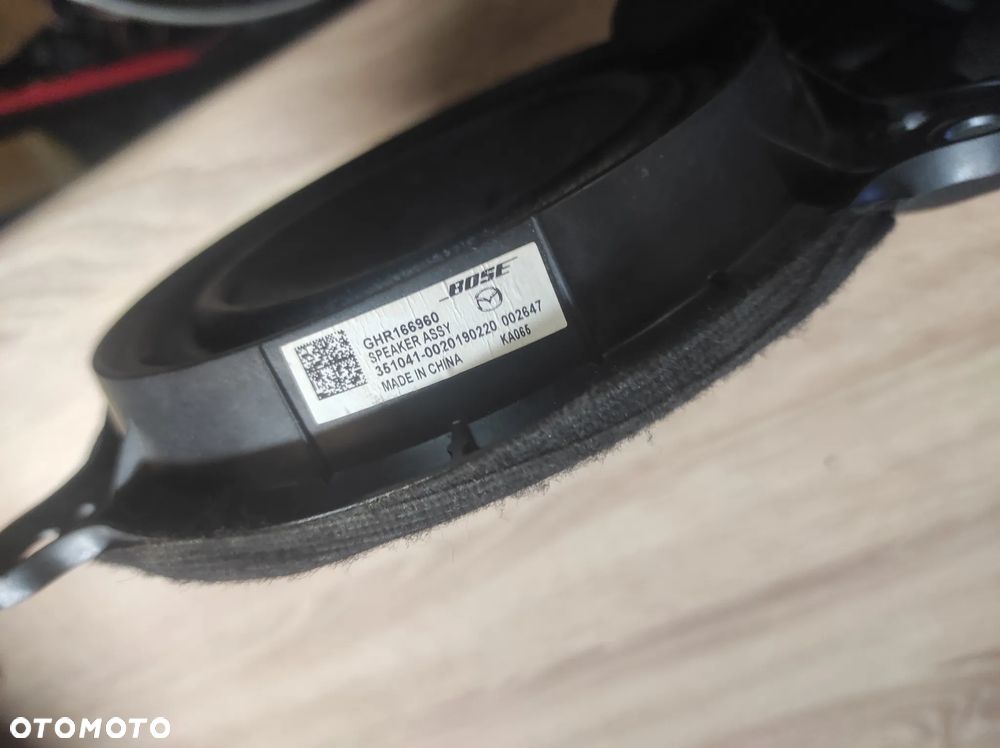 MAZDA 3 GŁOŚNIK TYLNY BOSE GHR166960 OE SPRAWNY WYSYŁKA !!!!!! - 2