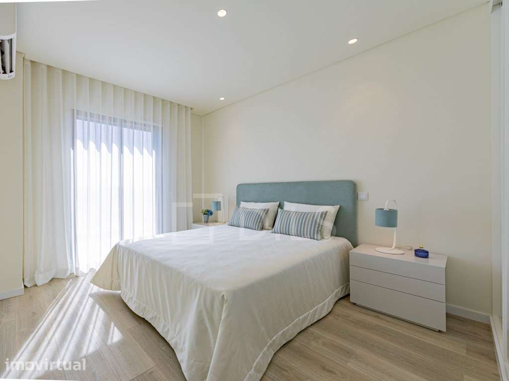Moradia T4 com piscina privativa em Montenegro, Faro - Grande imagem: 2/90