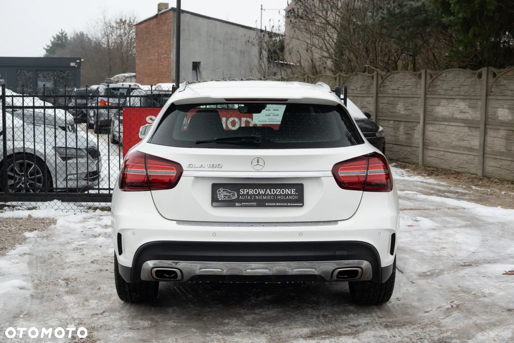 Mercedes-Benz GLA 180 7G-DCT Edition 1 - 5