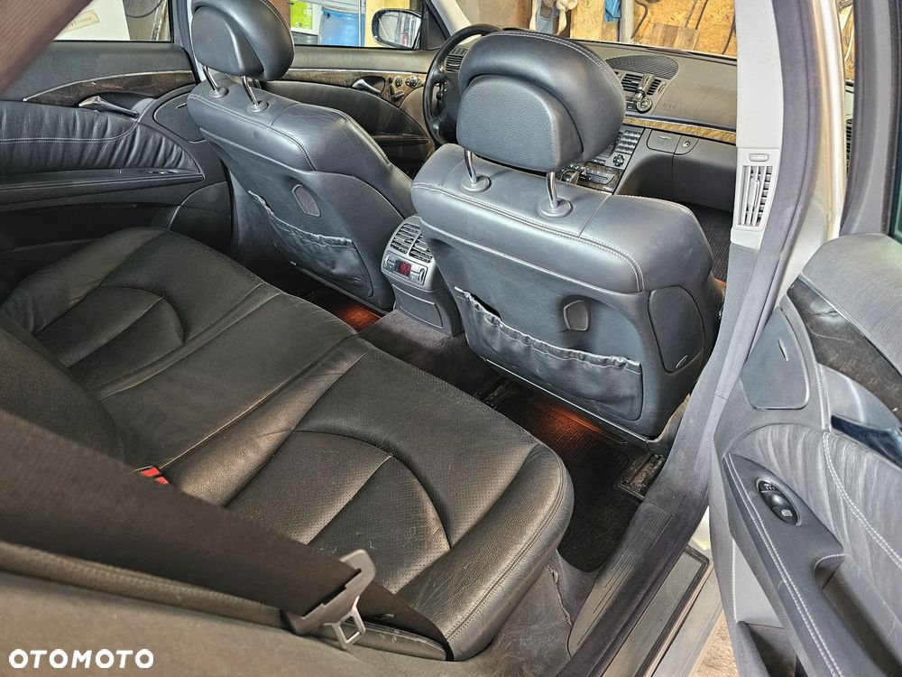 Mercedes-Benz Klasa E 500 Avantgarde - 13