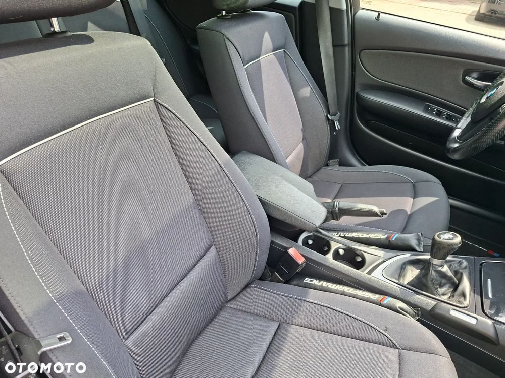 BMW Seria 1 118d DPF - 10