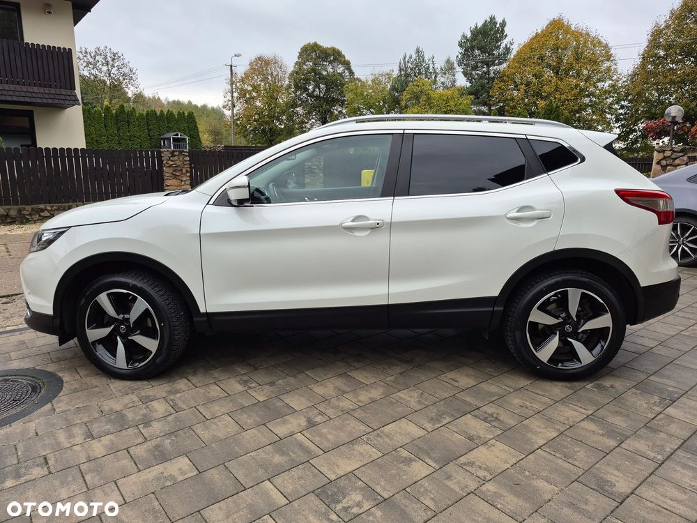 Nissan Qashqai 1.6 dCi TEKNA+ - 5