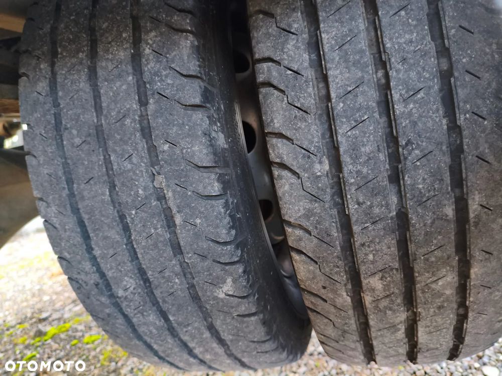 Nissan Cabstar NT400 35.13 - 22