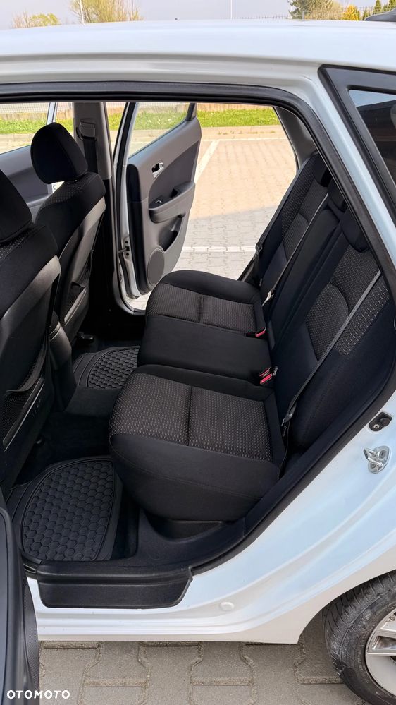 Hyundai i30 1.6 Classic - 13