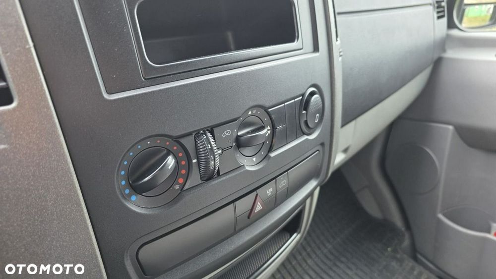 Volkswagen Crafter - 12