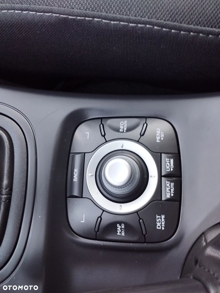 Renault Megane 1.6 16V 100 TomTom Edition - 16