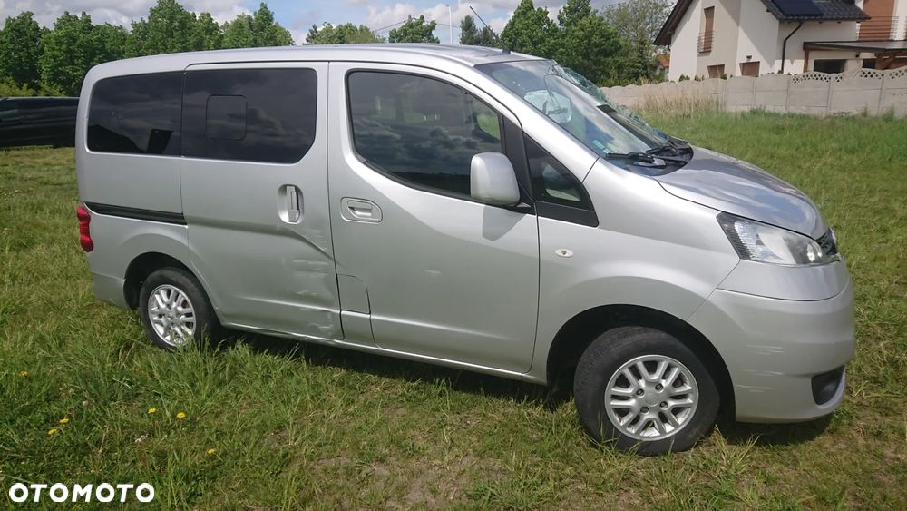 Nissan NV200 - 22