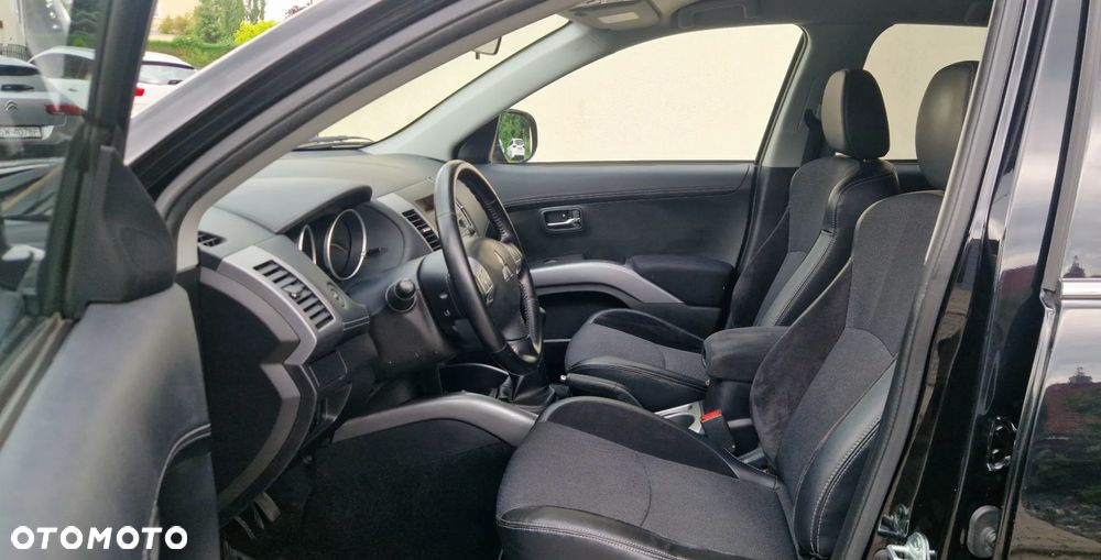 Mitsubishi Outlander 2.0 Intense + 2WD EU5 - 6