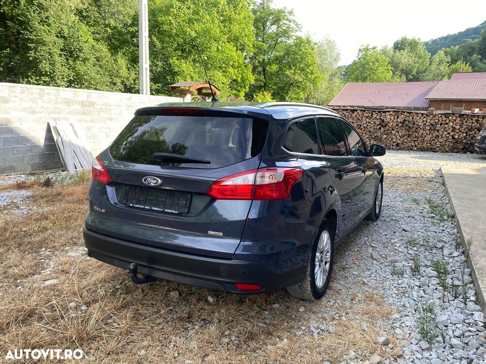 Ford Focus 1.6 TDCi DPF Titanium - 8