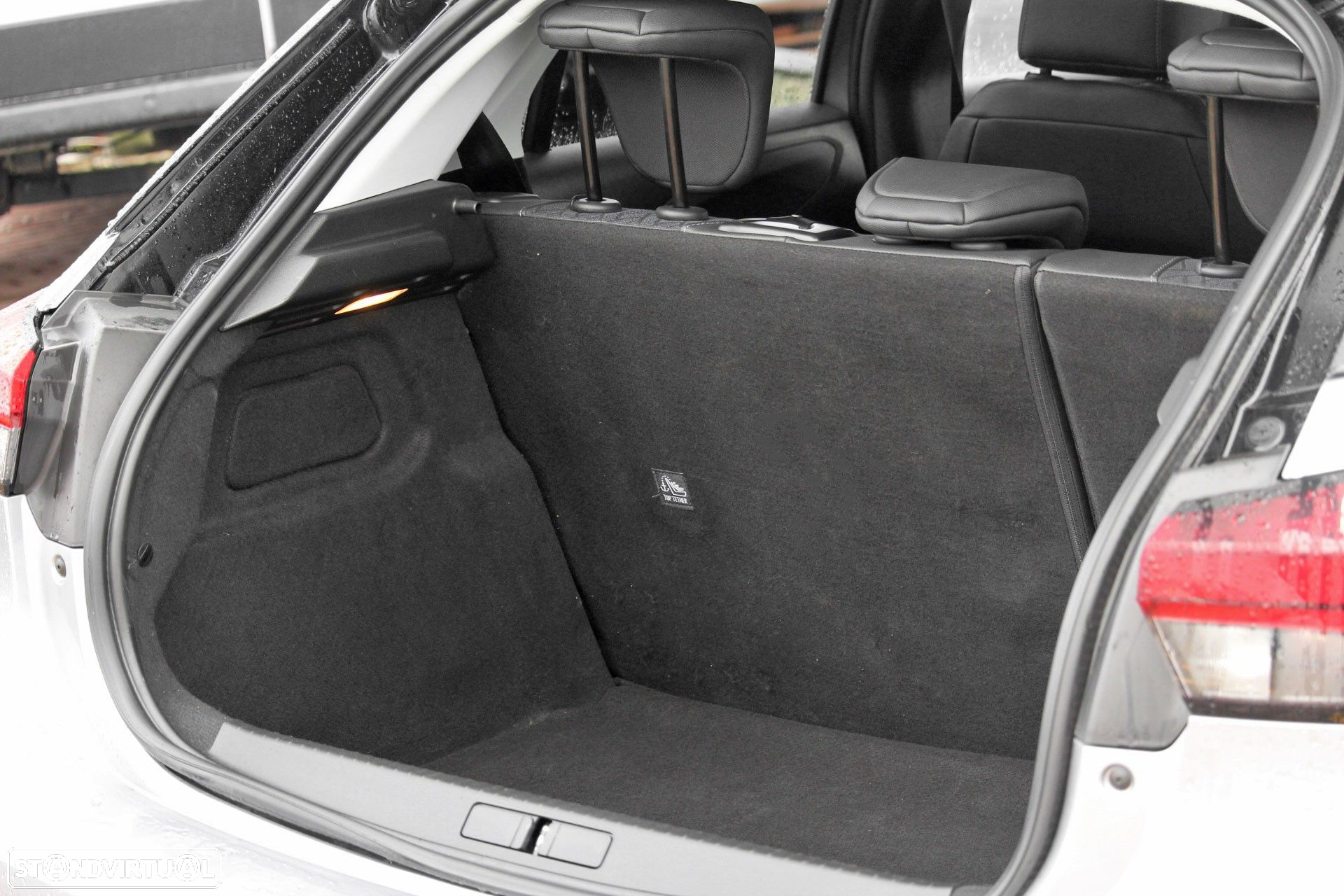 Opel Corsa 1.5 D Elegance - 6