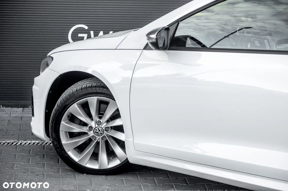 Volkswagen Scirocco R - 12