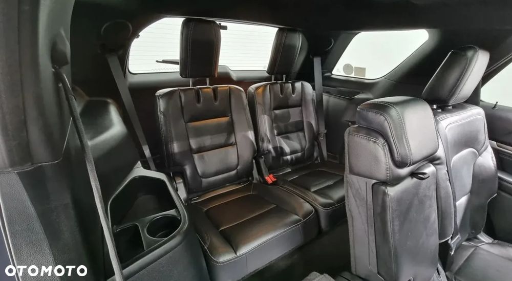 Ford Explorer - 14
