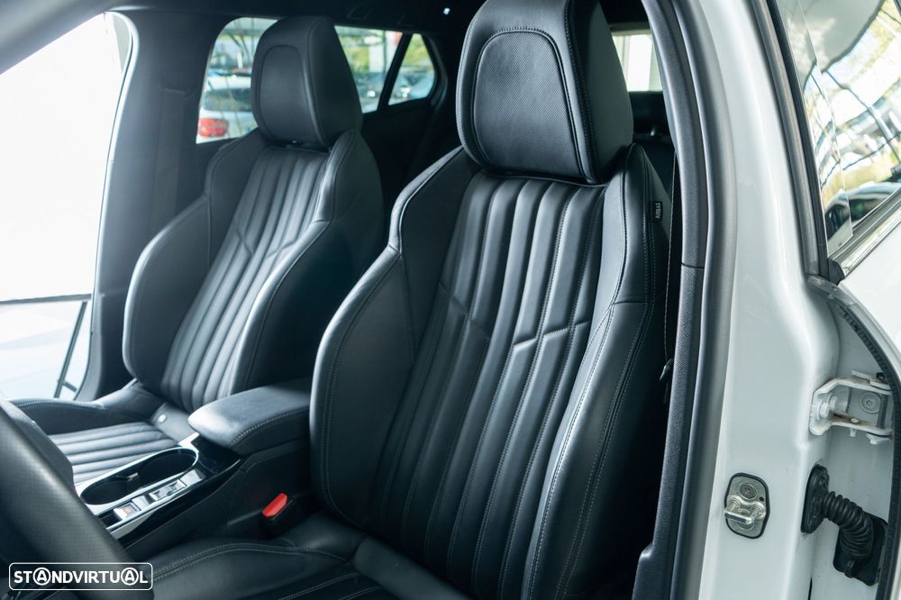 Peugeot e-2008 50 kWh GT Pack - 9