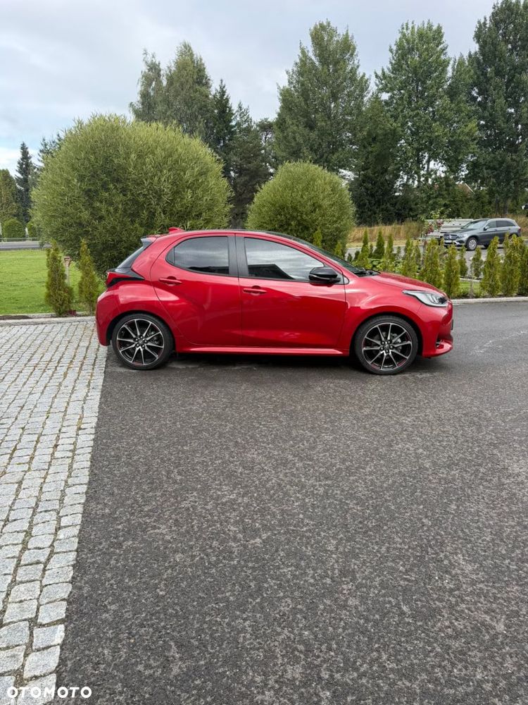 Toyota Yaris Hybrid 1.5 GR Sport - 6