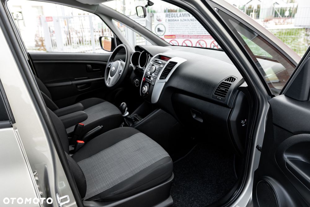 Kia Venga 1.4 CVVT Titanium Collection - 26