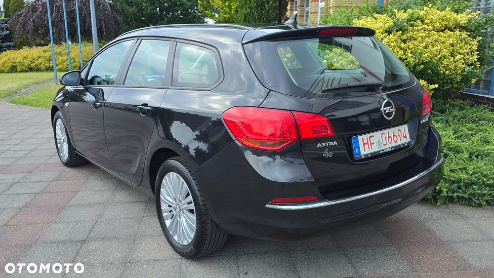 Opel Astra - 4