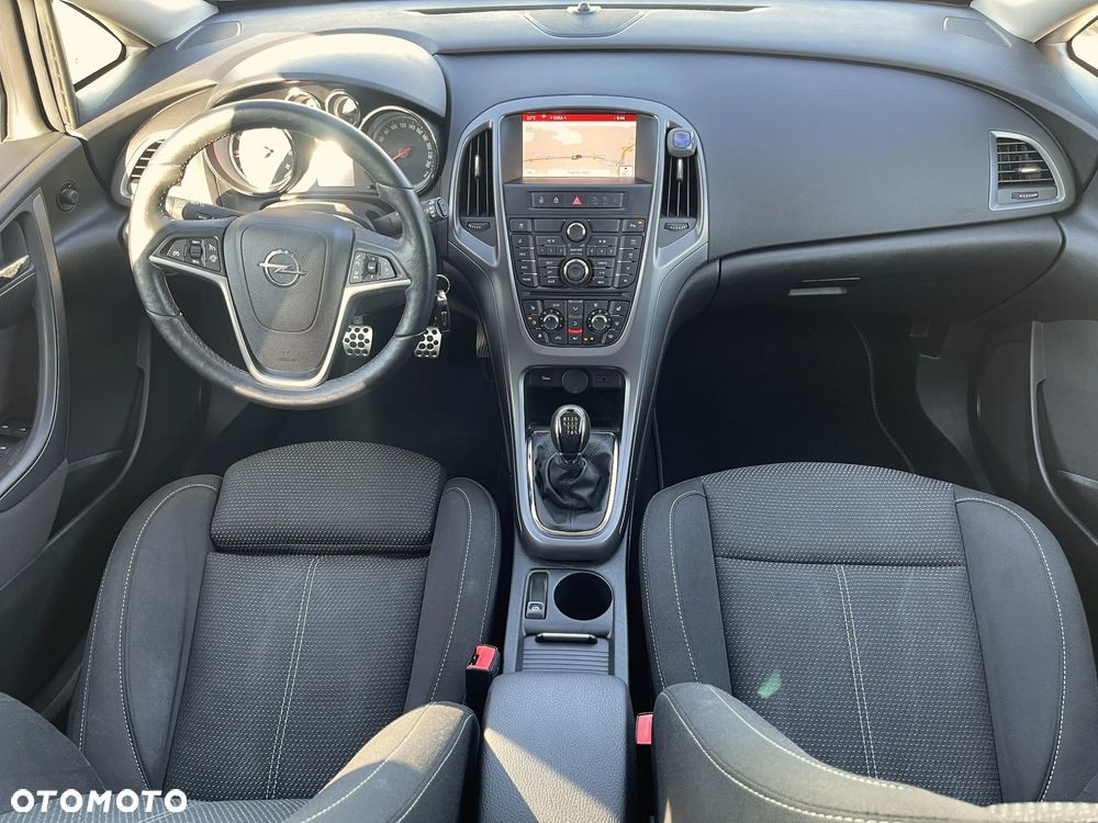 Opel Astra 1.4 Turbo Cosmo - 20