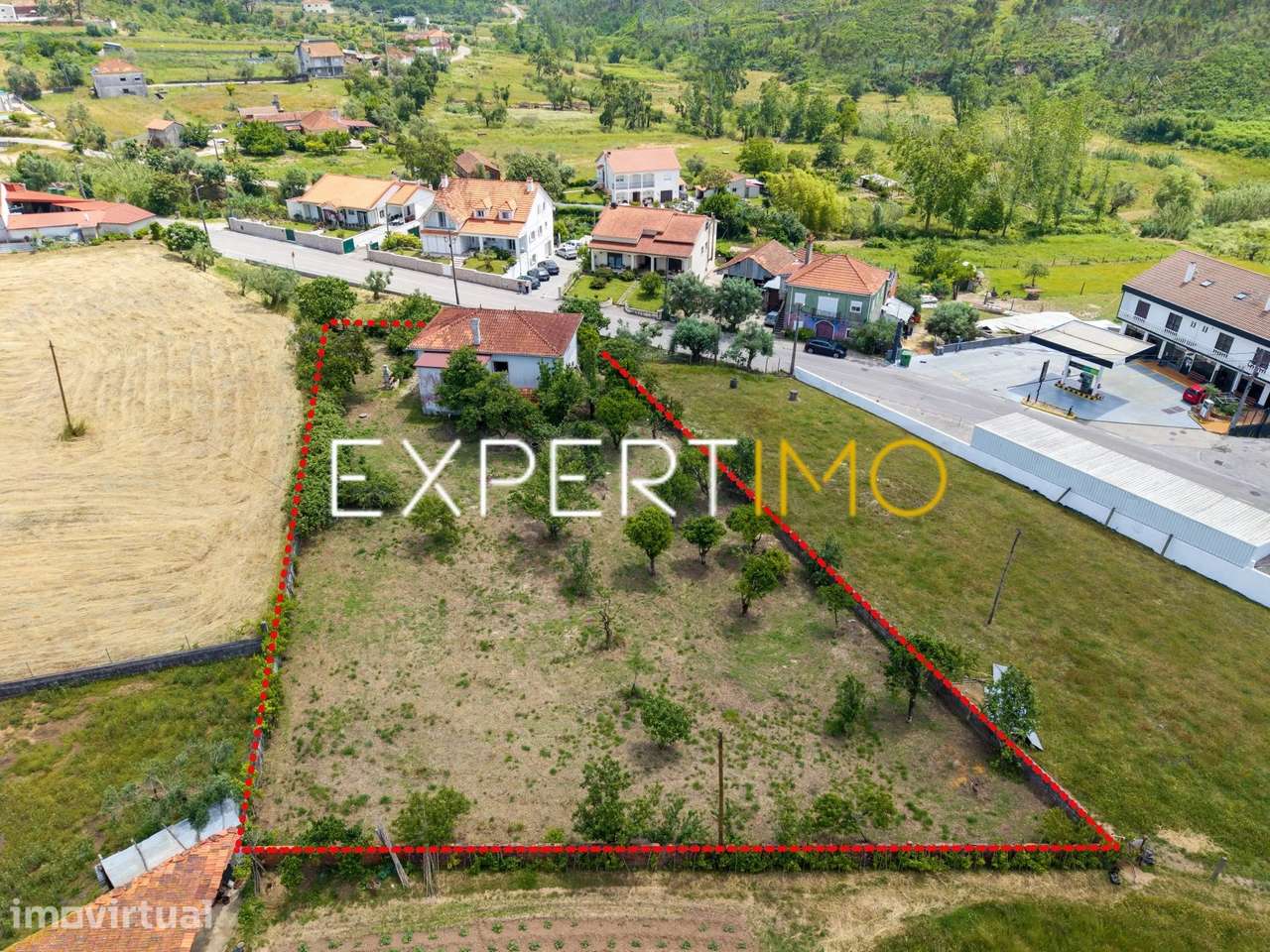 Moradia T3 com Terreno, Furo de Água e Garagem em Chã – Colmeias,... - Grande imagem: 4/12