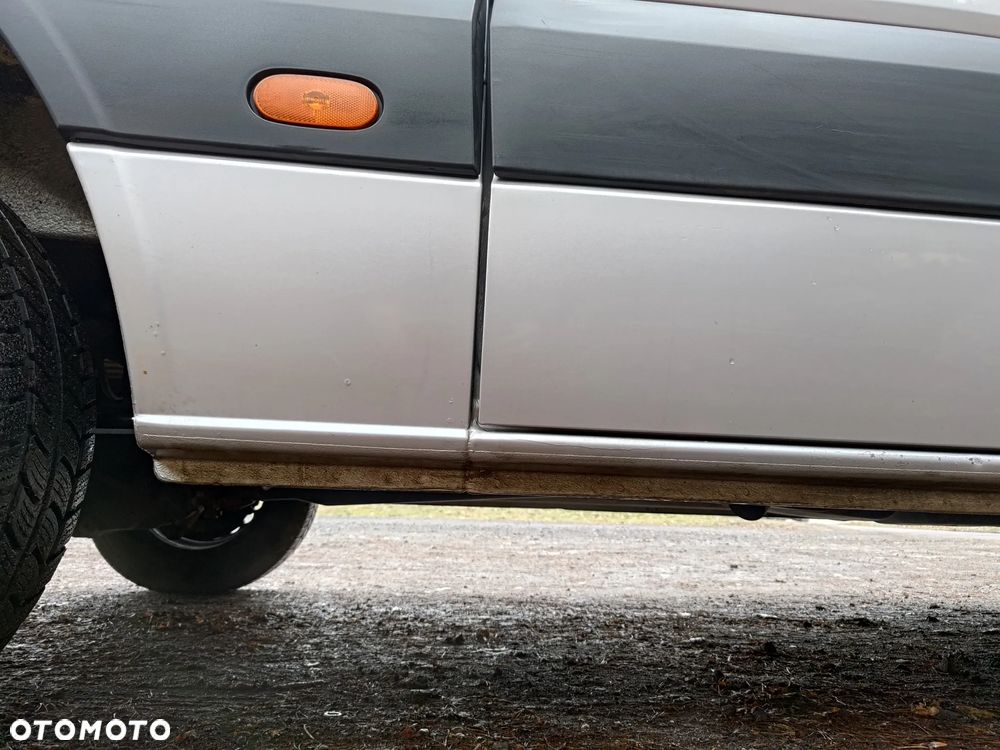 Mercedes-Benz Sprinter - 36