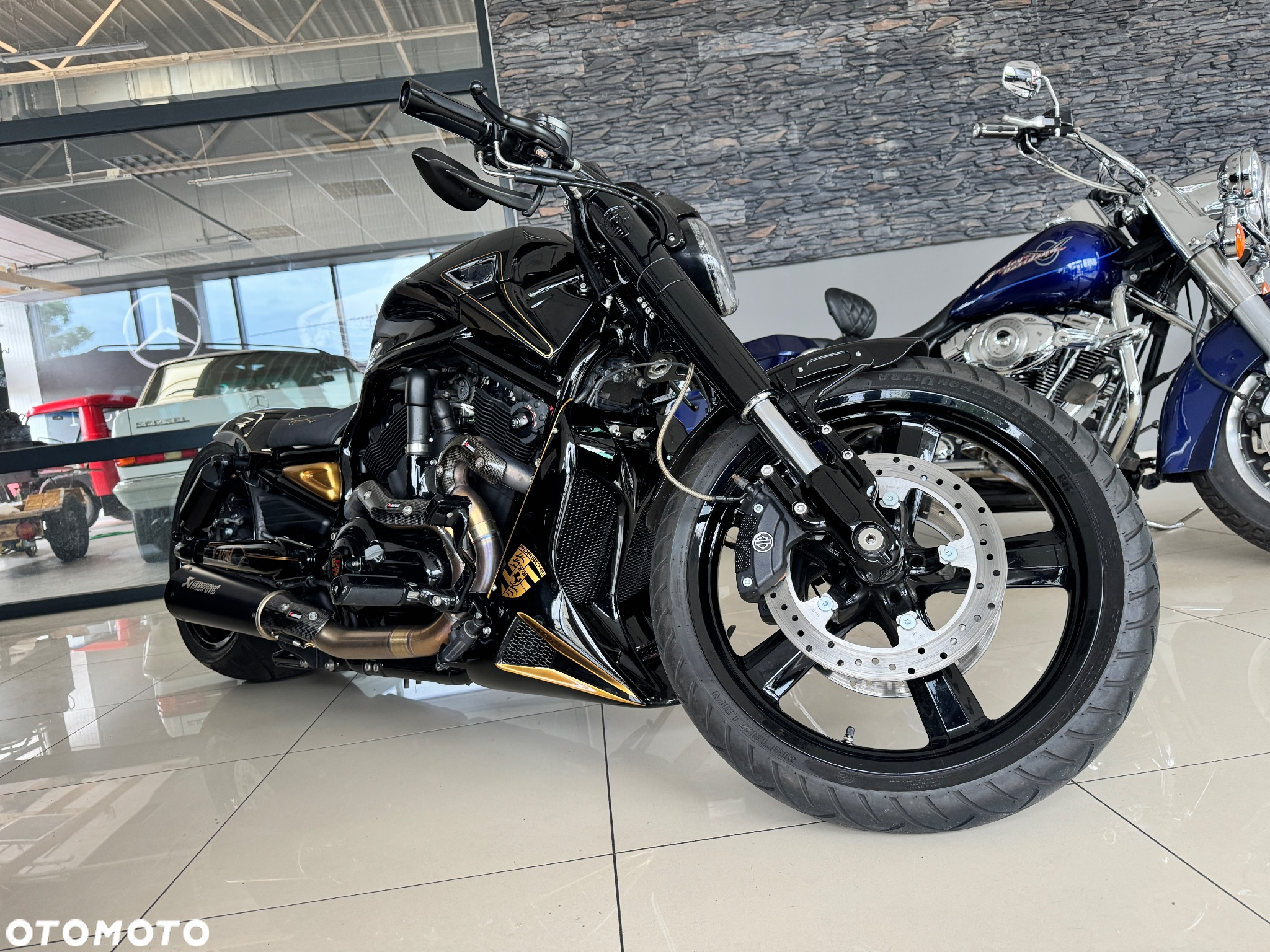 Harley-Davidson V-Rod Muscle - 2