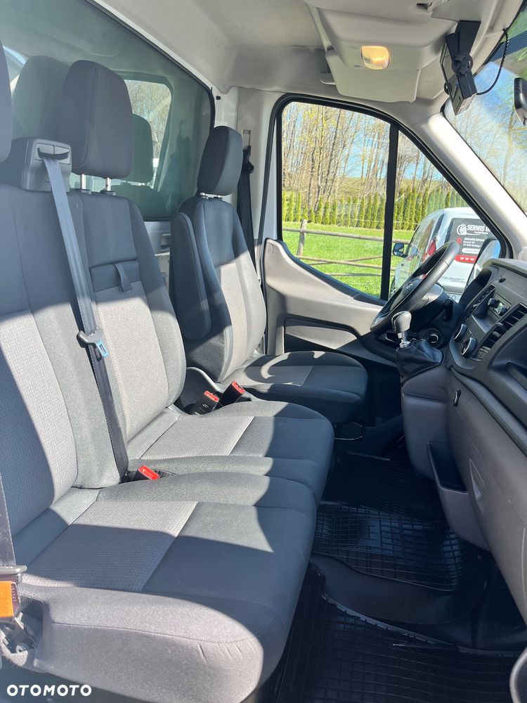 Ford Transit - 18