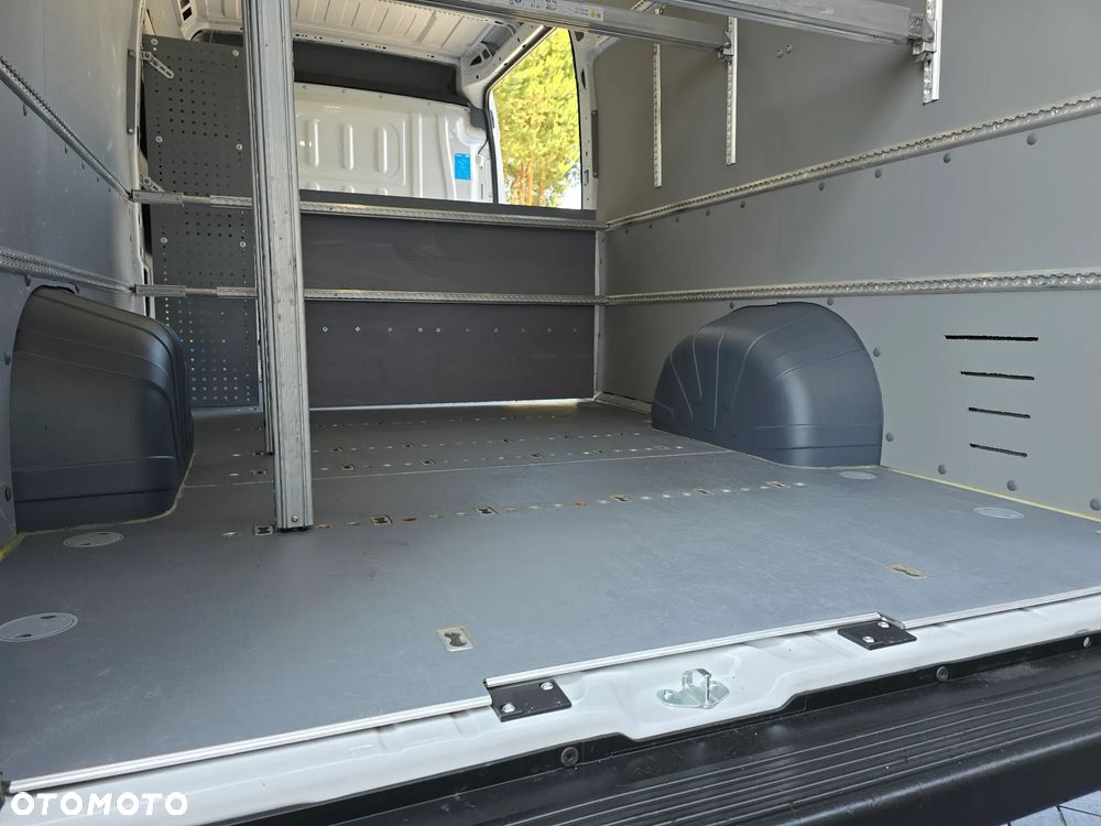 Fiat DUCATO L4H2 MAXI SILNIK 2,3 IVECO 140KM 85 Tyś km SALON PL SERWIS DO OSTATNIEGO Km TEMPOMAT KAMERA COFANIA KLIMA BAGAŻNIK DACHOWY - 35