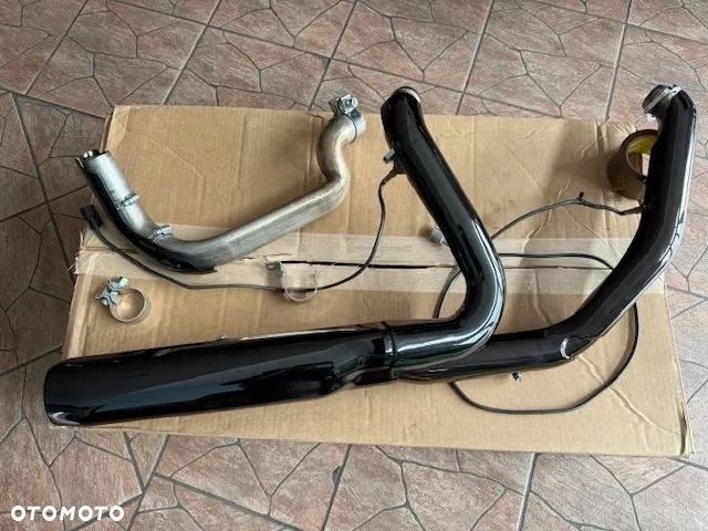 KOLEKTOR WYDECHOWY Z OSŁONAMI HARLEY TOURING CVO M8 - 2